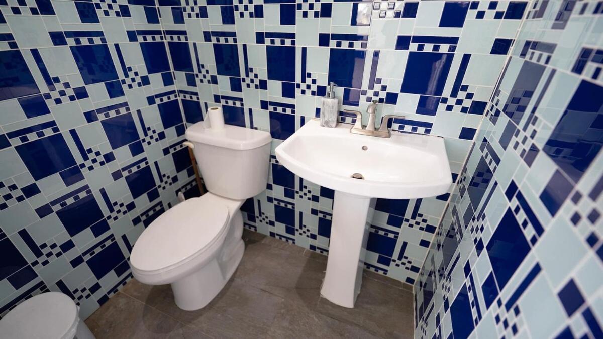 Aquaville Dorado Moderna A Studio 7 エクステリア 写真